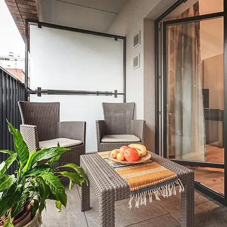 Komfort Z Balkonem W Centrum * Wroclaw
