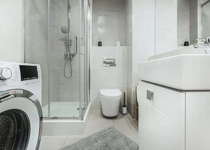 Komfort Z Balkonem W Centrum Apartment *